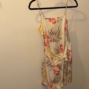 Billabong size small wrap dress